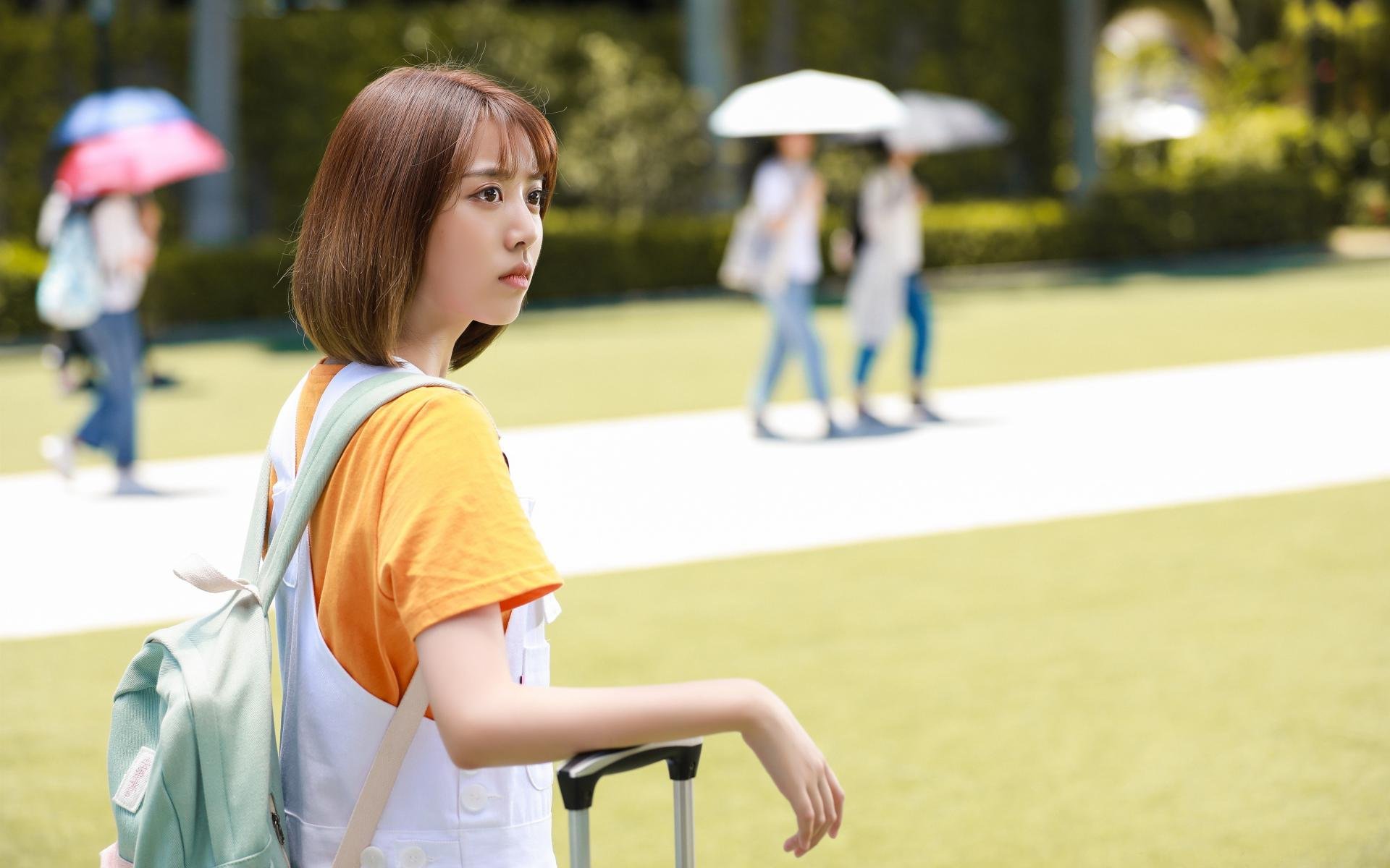 年轻的国王在伯纳乌加冕，欧冠之夜，维尼修斯扛起银河战舰