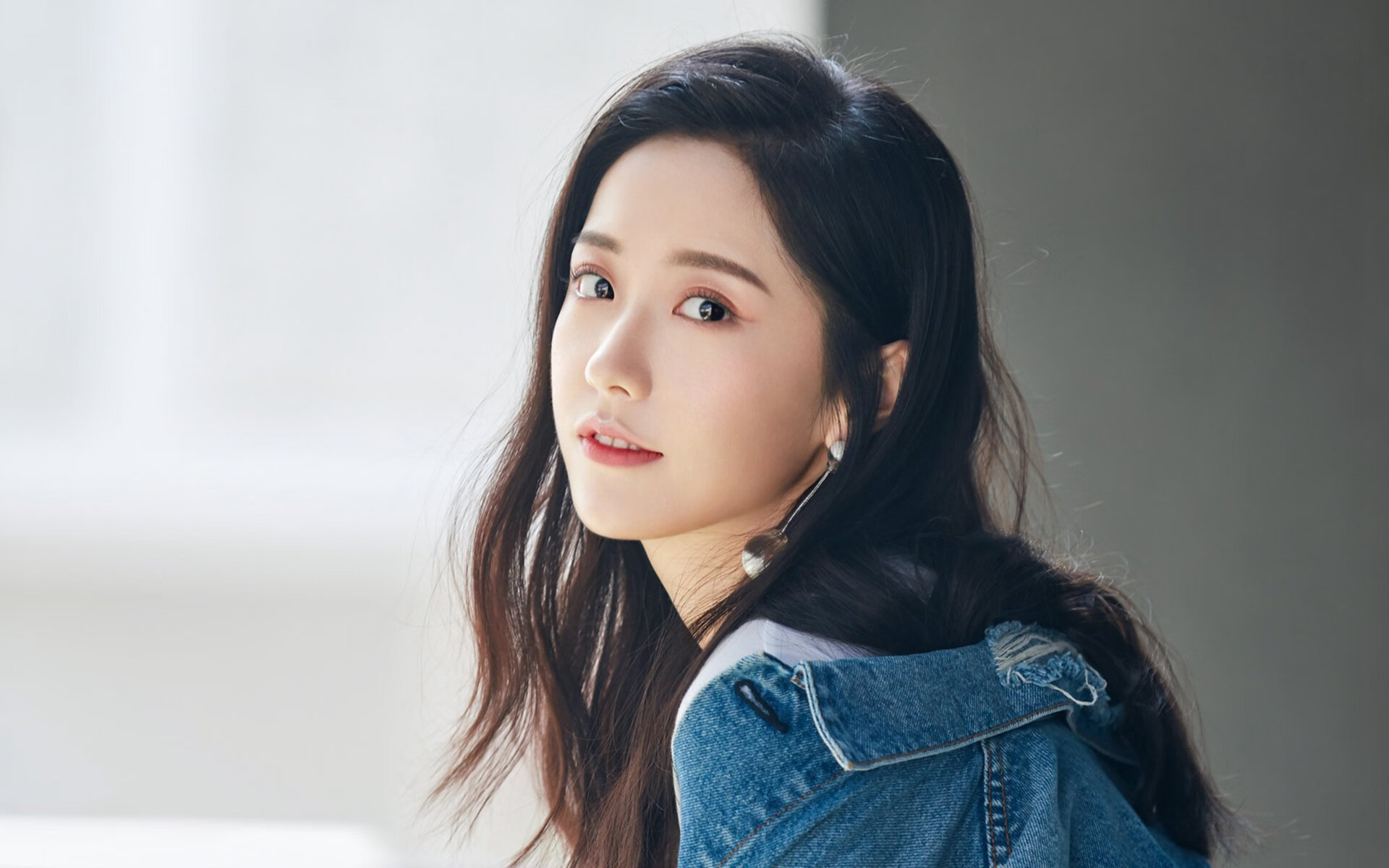 篮场风暴，绿茵终局，维尼修斯跨时空接管葡日争冠战