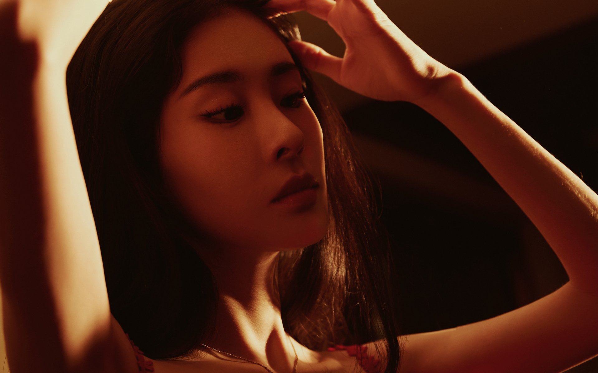 跨越赛场的命运交响曲，突尼斯昨夜收割波兰，恩佐今晨接管西决